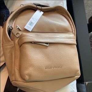 Marc Jacobs nude backpack